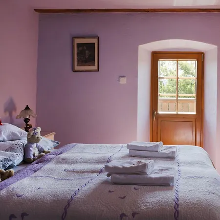 Çiftlik konaklama Osada Jezdziecka Bata *